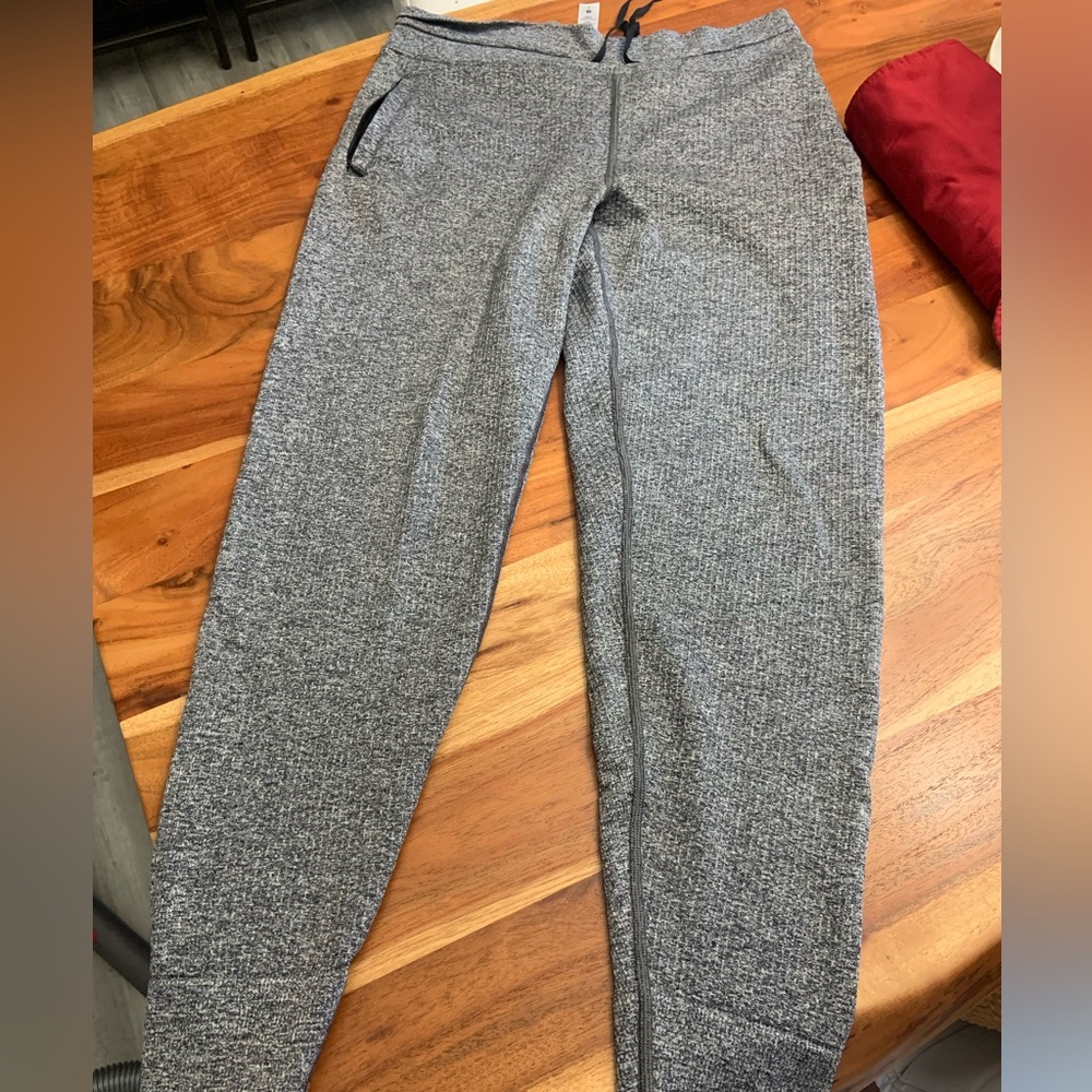 Lululemon joggers SOLD